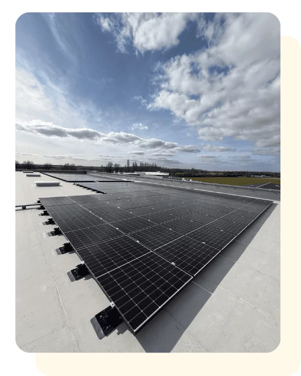 Autoconsommation collective avec panneaux solaires