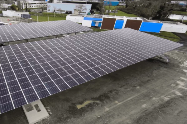 Ombrières solaires photovoltaïques2