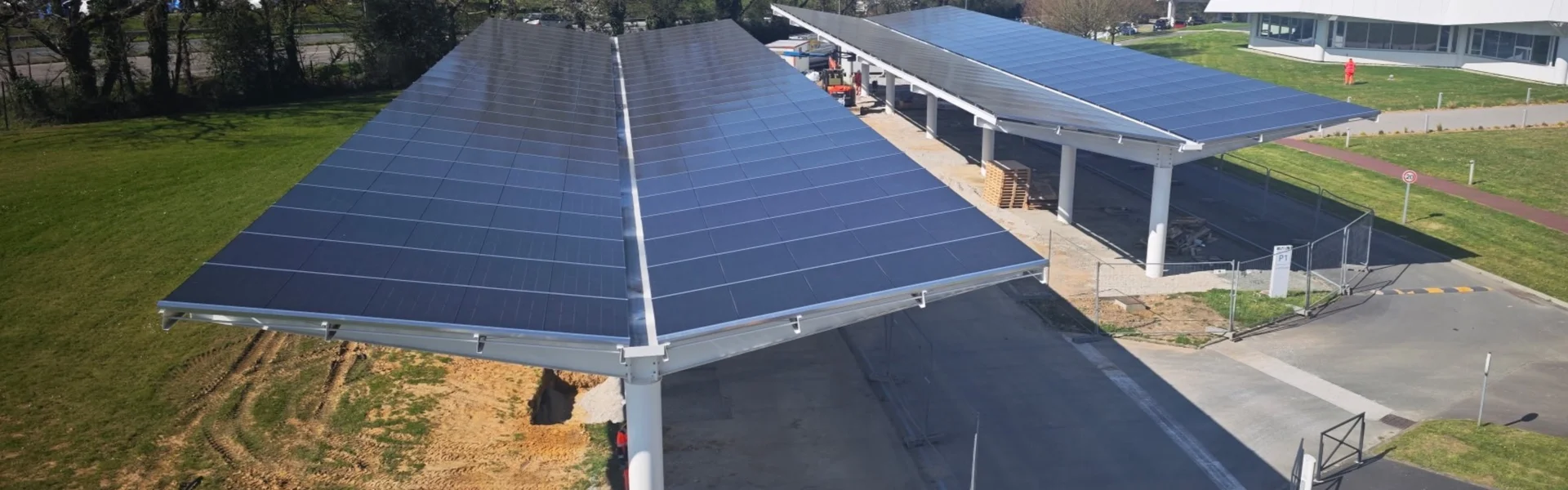ombrières photovoltaïques.png